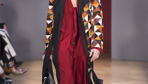&bdquo;Sportmax&ldquo; 2016 m. rudens-žiemos kolekcijos modelis
