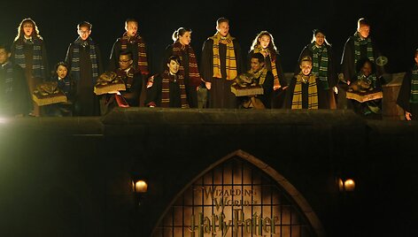 Hario Poterio mėgėjams atidarytas Hogvartsą primenantis teminis parkas