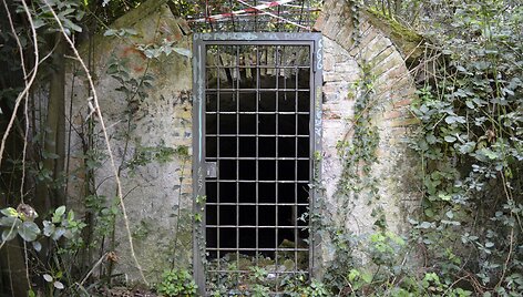 Karali&scaron;kasis bunkeris Italijoje Antrojo pasaulinio karo metu turėjo apsaugoti karalių Victorą Emmanuelį III-ąjį