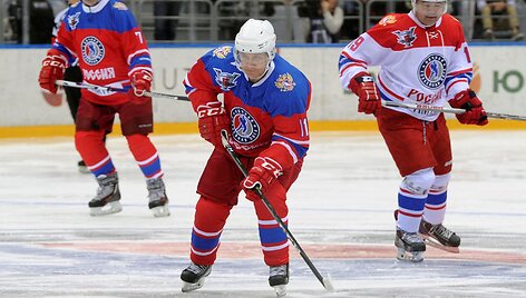 Vladimiras Putinas ledo ritulio rungtynėse