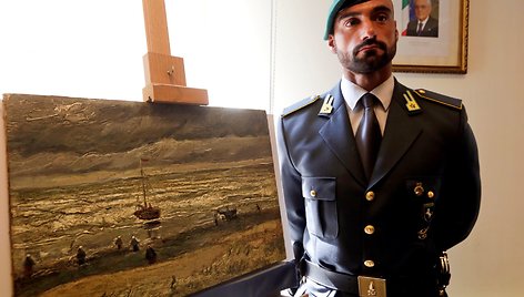 Italijos policija surado prieš beveik 15 metų pavogtus Van Gogho paveikslus 