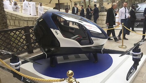 Keleivinis dronas &bdquo;EHang 184&ldquo; pristatytas Dubajuje