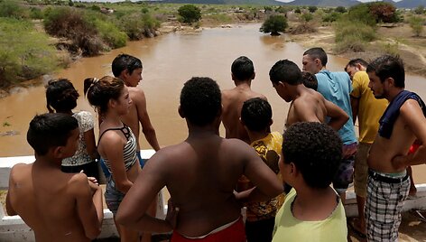 Brazilijos Kampina Grande do Sulio miestą kankina sausra