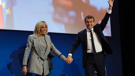 Emmanuelis Macron su žmona Brigitte Trogneux