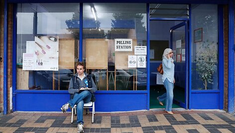 Didžiojoje Britanijoje prasideda balsavimas i&scaron;ankstiniuose parlamento rinkimuose