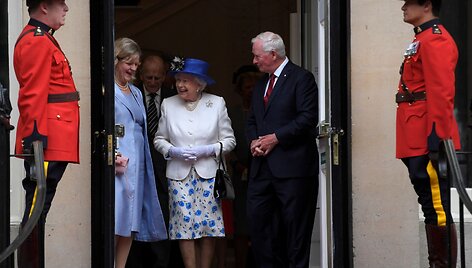 Britanijos karalienė paminėjo 150-ąsias Kanados valstybingumo metines