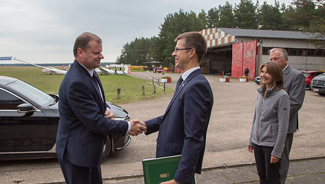  Premjeras S. Skvernelis lankėsi Paluknio aerodrome