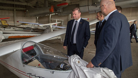  Premjeras S. Skvernelis lankėsi Paluknio aerodrome