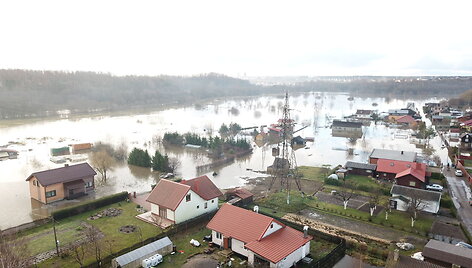 Patvinusi Dangės upė