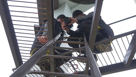 &bdquo;Gloria Lietuvai&ldquo; kūrybinė grupė fimuojant Visagino &Scaron;v. Apa&scaron;talo Pauliaus bažnyčios varpus