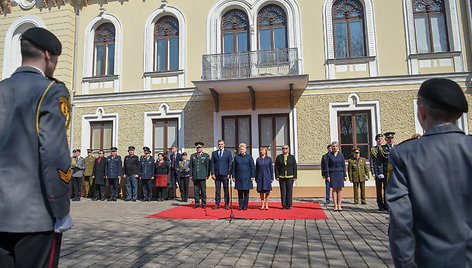 Prezidentė pasveikino Generolo Povilo Plechavičiaus mokyklos kadetus ir priima jų priesaikas