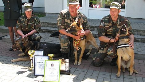 II vieta Grikis ir jo šeimininkas Sužiedėlis