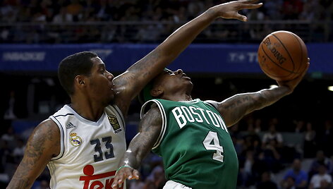 Trey Thompkinsas ir Isaiah Thomasas