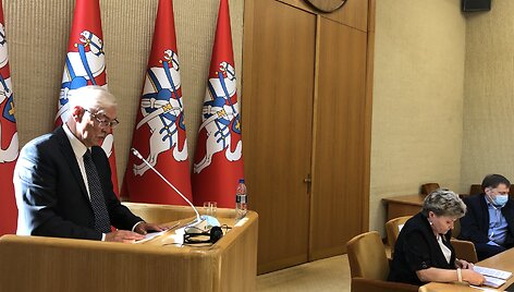 LSDDP surengta konferencija Seime, skirta &scaron;viesaus atminimo Prezidento Algirdo Brazausko 88-osioms gimimo metinėms.