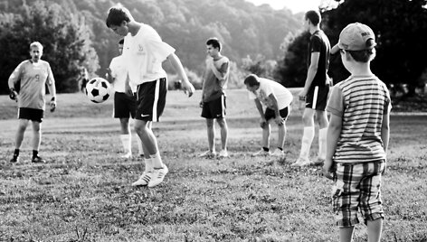 &bdquo;Hope for Football&ldquo; organizacija padeda beglobiams vaikams