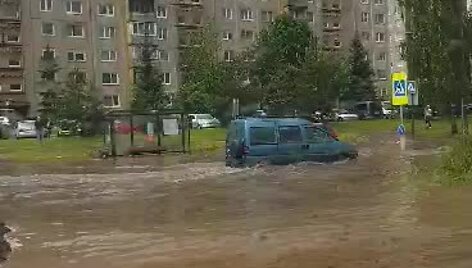 Po liūties Kaune apsemtos gatvės