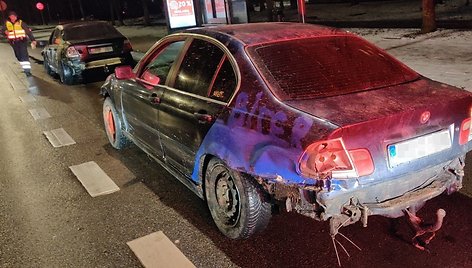 Techniškai netvarkingos BMW, su kuriomis į Kauno gatves išvažiavo du jaunuoliai