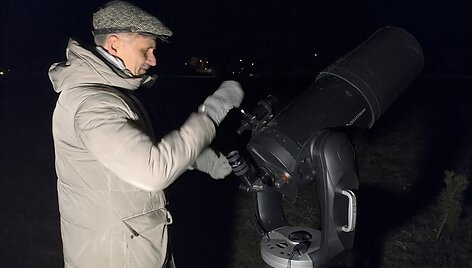 Saulius siūlo i&scaron;skirtinę paslaugą &ndash; atveža dangų į namus