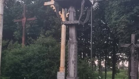 Kryžių kalnelis prie Kauno tvirtovės VI forto
