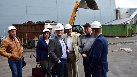 Seimo narių ir Kauno rajono savivaldybės apsilankymas Kauno MBA