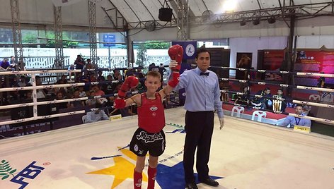 Lietuvos jaunimo muaythai rinktinė pasaulio čempionate Tailande