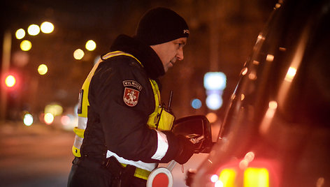 Naktinio Vilniaus policijos reido metu nubaustas tik vienas pažeidėjas