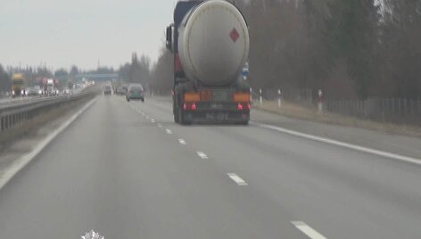 56e68eaab47b2video_56e68e9563d9a
