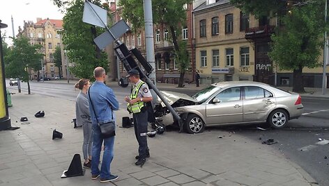 Avarija Pamėnkalnio gatvėje