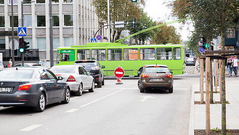 Automobilių spūstis Donelaičio gatvėje