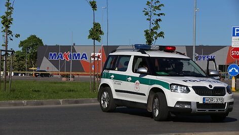 Prane&scaron;imas apie padėtą sprogmenį PC &bdquo;Molas&ldquo;