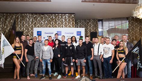 &bdquo;King of the Cage 003&ldquo; sportininkų svėrimai