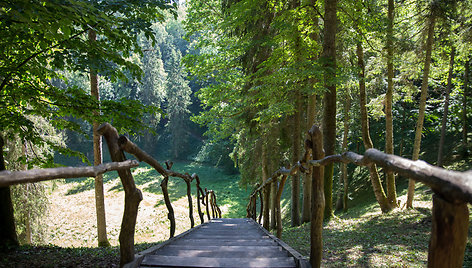 Velnio duobė Aukštadvaryje