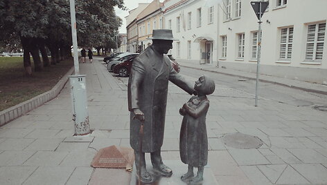 vilniaus-skulpturos-gydytojas