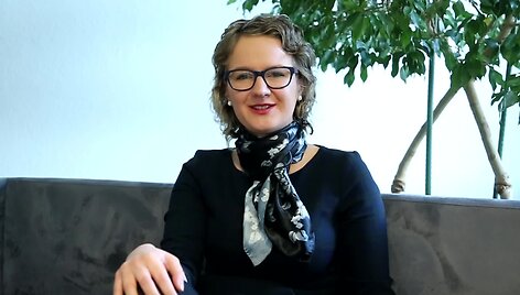 ausrine-armonaite-klausimai-kurie-neuzduodami-politikei