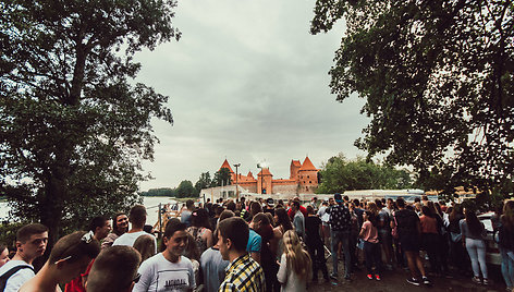 „Radistai Castle“ dalyviai šturmuoja Trakų pilį