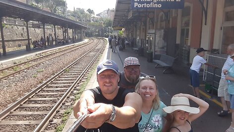 Violeta ir Vilius Tarasovai su dukra Gabriele