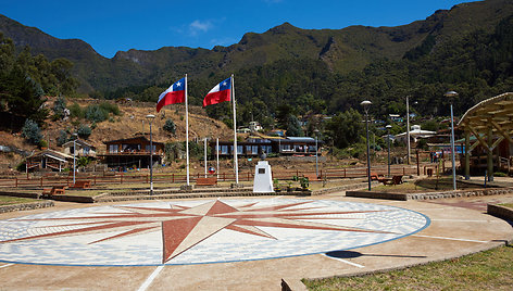 Vienintelės gyvenvietės saloje – San Chuan Bautistos – centras