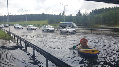 Nutrūkgalvio Juozapo Žygo pasiplaukiojimas valtimi 