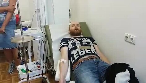 aktoriui-donatui-simukauskui-prireike-mediku-pagalbos