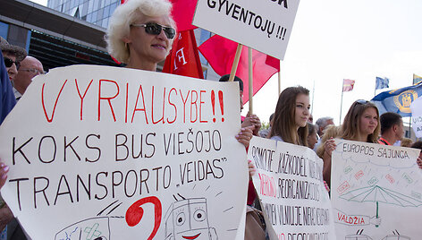Mitingas dėl Vilniaus vie&scaron;ojo transporto pertvarkos