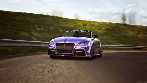 Purpurine chromo plėvele dengtas &bdquo;Audi TT&ldquo; kabrioletas 