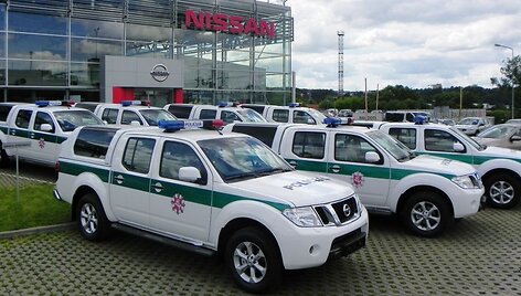 Policijai skirti &bdquo;Nissan Navara&ldquo; pikapai
