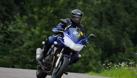 Motociklininkas Kačerginės &bdquo;Nemuno žiede&ldquo;