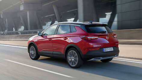 &bdquo;Opel Grandland X Hybrid4&ldquo;