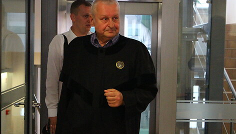 &Scaron;iaulių apygardos teisme &ndash; kokaino byla