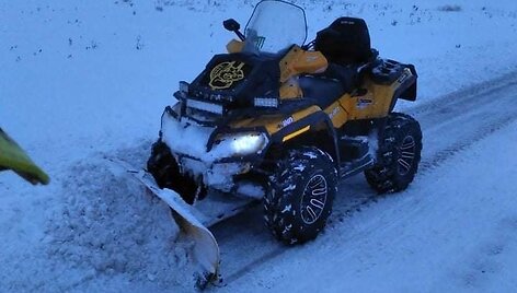 Keturratininkai valė gatves ir &scaron;aligatvius