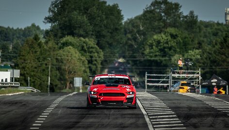 &bdquo;RC Cola racing by 8000RPM motorsport&ldquo;