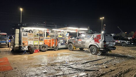 Al Hofuf bivakas skęsta purve