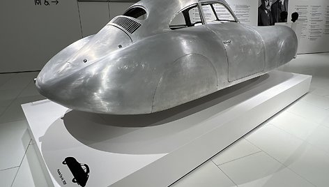 „Porsche“ muziejus Vokietijoje, Štutgarte