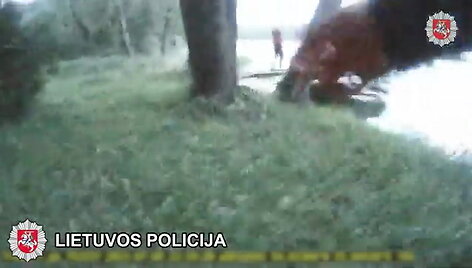 traku-rajono-policijos-pareigunai-isgelbejo-zvejo-gyvybe